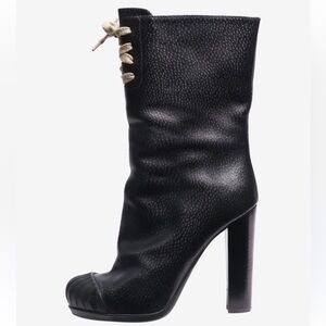 Fendi Pebbled Leather Mid Calf Slouchy Boot in black leather lace up size 39